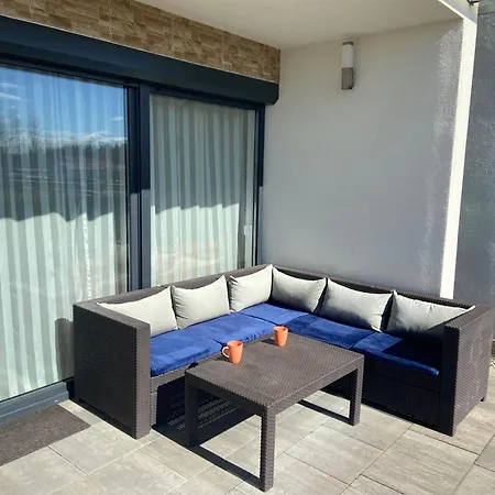 Apartment Sun Ola- 3 Level, Parking, 2 Balkonies And Terrace Rewal