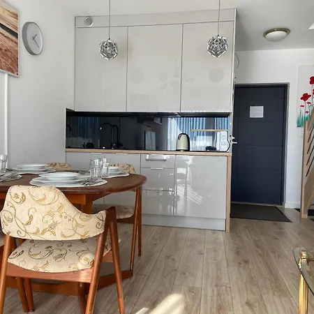 Sun Ola- 3 Level, Parking, 2 Balkonies And Terrace