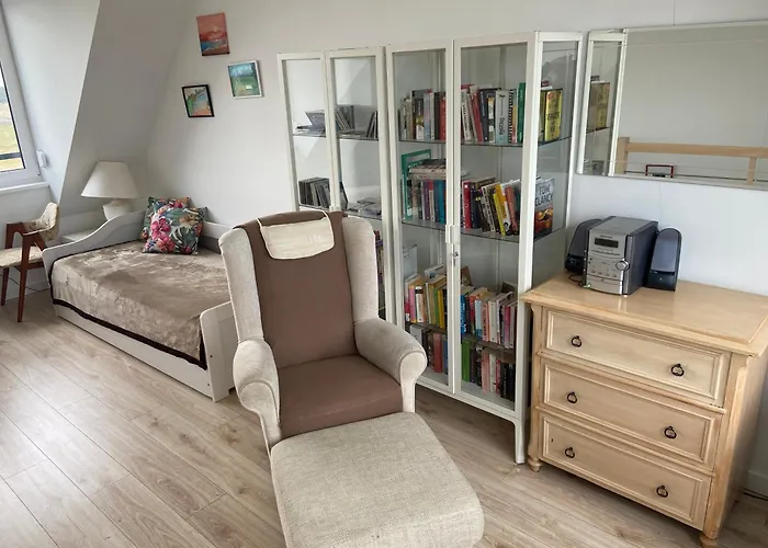 Sun Ola- 3 Level, Parking, 2 Balkonies And Terrace *