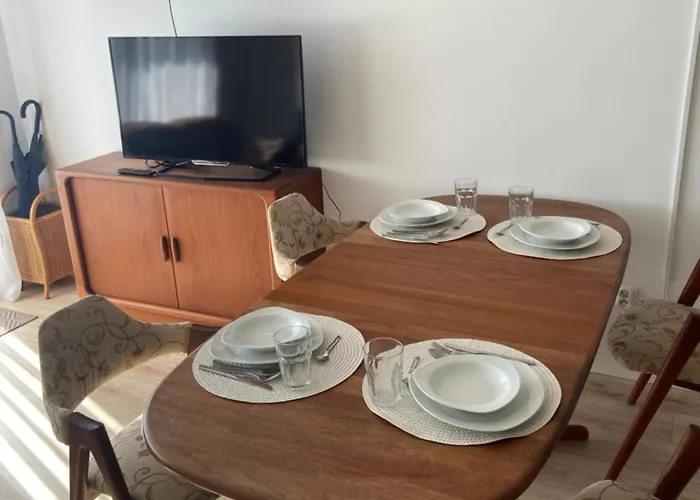 Sun Ola- 3 Level, Parking, 2 Balkonies And Terrace