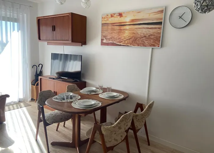 Sun Ola- 3 Level, Parking, 2 Balkonies And Terrace Apartmán